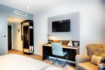 هتل Premier Inn Darmstadt City Centre