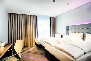 هتل Premier Inn Darmstadt City Centre