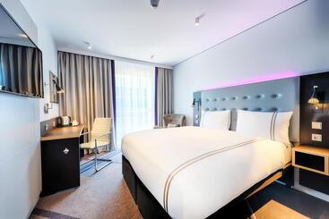 هتل Premier Inn Darmstadt City Centre