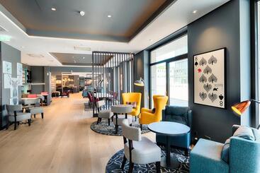 هتل Premier Inn Darmstadt City Centre