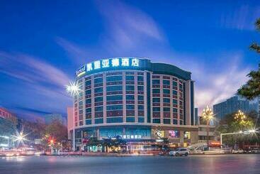 Kyriad Marvelous Hotel Changde Pedestrian Street