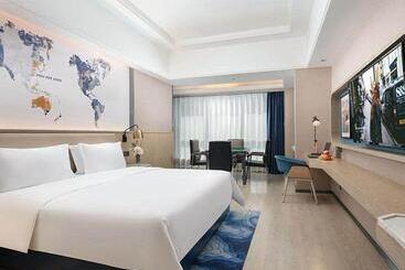 Kyriad Marvelous Hotel Changde Pedestrian Street