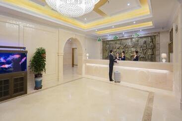 Vienna Classic Hotel Mudanjiang Railway Station