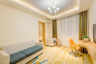 Vienna Classic Hotel Mudanjiang Railway Station