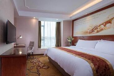 Vienna Hotel Jieyang Rongjiangxincheng Store