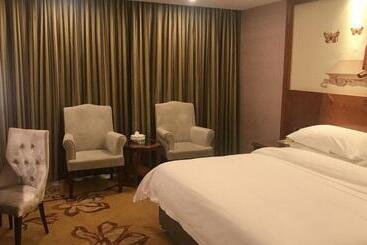 Vienna Hotel Jieyang Rongjiangxincheng Store