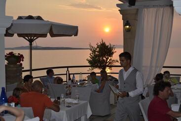 Delfino Blu Wellness Boutique