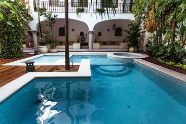 Fabiola Condo
