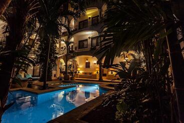 Fabiola Condo