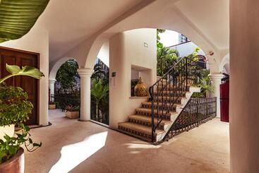 Fabiola Condo
