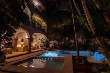 Fabiola Condo
