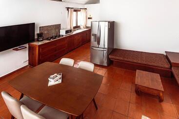 Fabiola Condo
