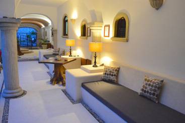 Fabiola Condo