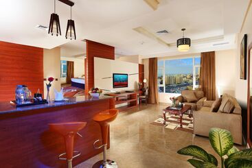 هتل Best Western Plus Salmiya