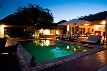هتل Chuiba Bay Lodge