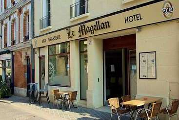 هتل Hôtel Le Magellan