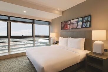 هتل Hyatt House Shenzhen Airport