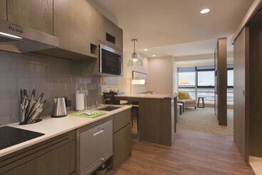 هتل Hyatt House Shenzhen Airport