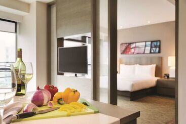 هتل Hyatt House Shenzhen Airport