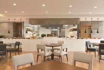 هتل Hyatt House Shenzhen Airport