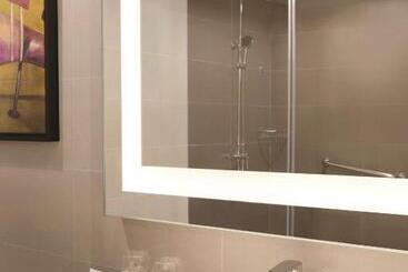 هتل Hyatt House Shenzhen Airport
