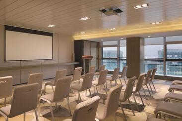 هتل Hyatt House Shenzhen Airport