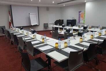 هتل Royal Tulip Achrafieh