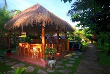 هتل Sejuk Cottages