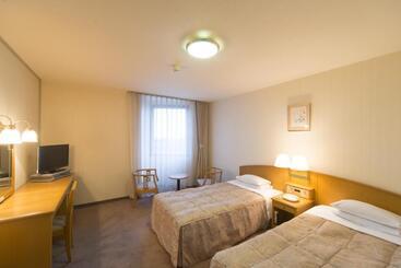 Sky Hotel Uozu Annex
