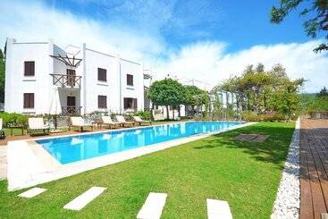 Myndos Residence