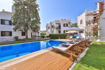 Myndos Residence