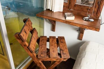 پانسیون Favela Living Space
