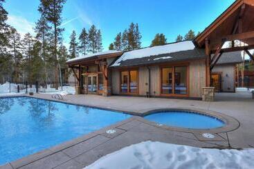 Pine Creek Lodge 3 Bedroom Townhouse By Redawning