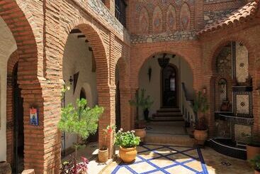 Riad Gharnata