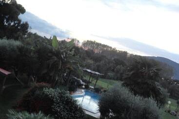 تختخواب و صبحانه Agriturismo Podere Novo