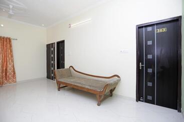 هتل O Greenview Inn Near Munshi Pulia Metro Station