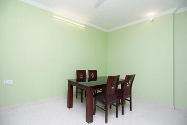 هتل O Greenview Inn Near Munshi Pulia Metro Station