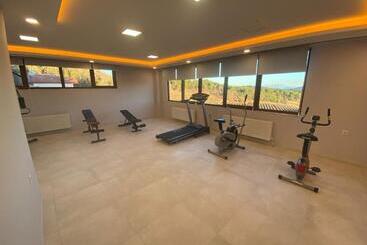 La Vie En Rose Hotel By Sogutdagi Isparta