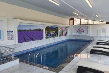 La Vie En Rose Hotel By Sogutdagi Isparta