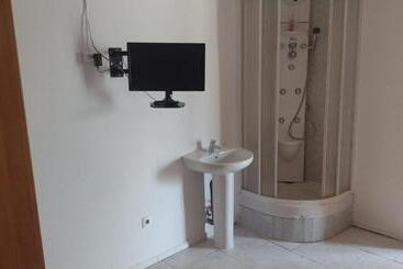 تختخواب و صبحانه Albergue Bar Villamayor