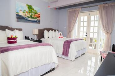 هتل Lavender Moon Villas