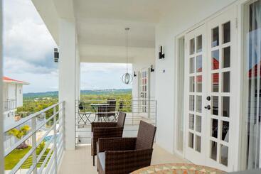 هتل Lavender Moon Villas