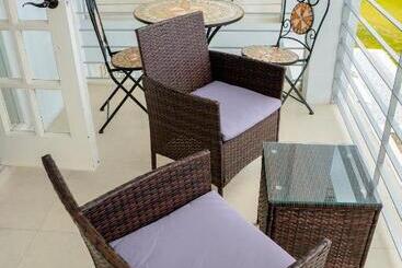 هتل Lavender Moon Villas