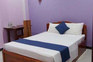 Sp Tourist Hotel Jaffna