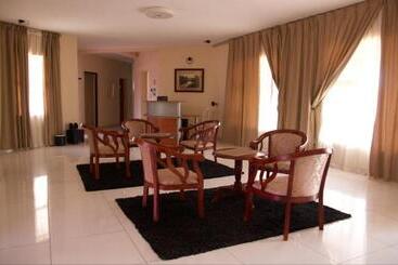 پانسیون D Villa Rest Inn
