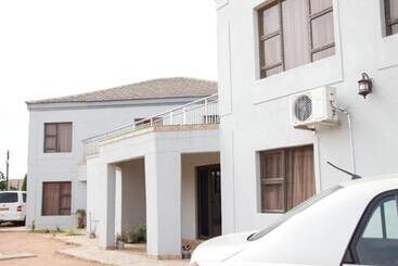 پانسیون D Villa Rest Inn