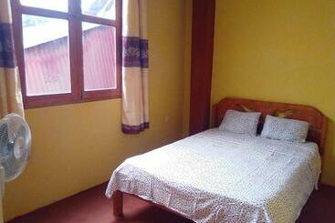 هاستل La Casa Del Frances