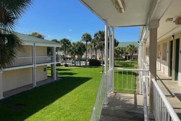 هتل Windsor Inn Of Jacksonville