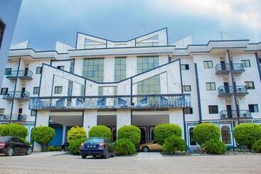 Marcsons Hotels And Resorts
