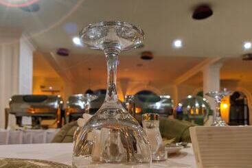 Marcsons Hotels And Resorts